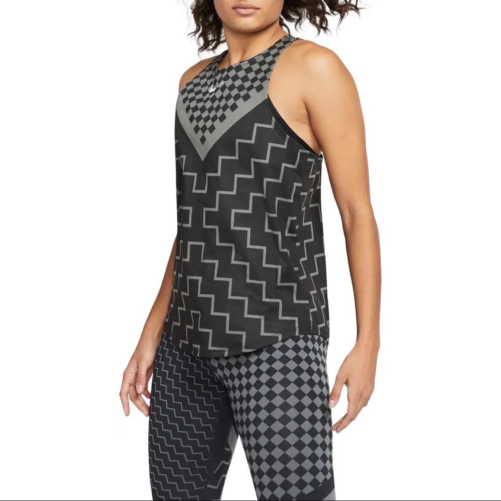 Nike runway geometric tank